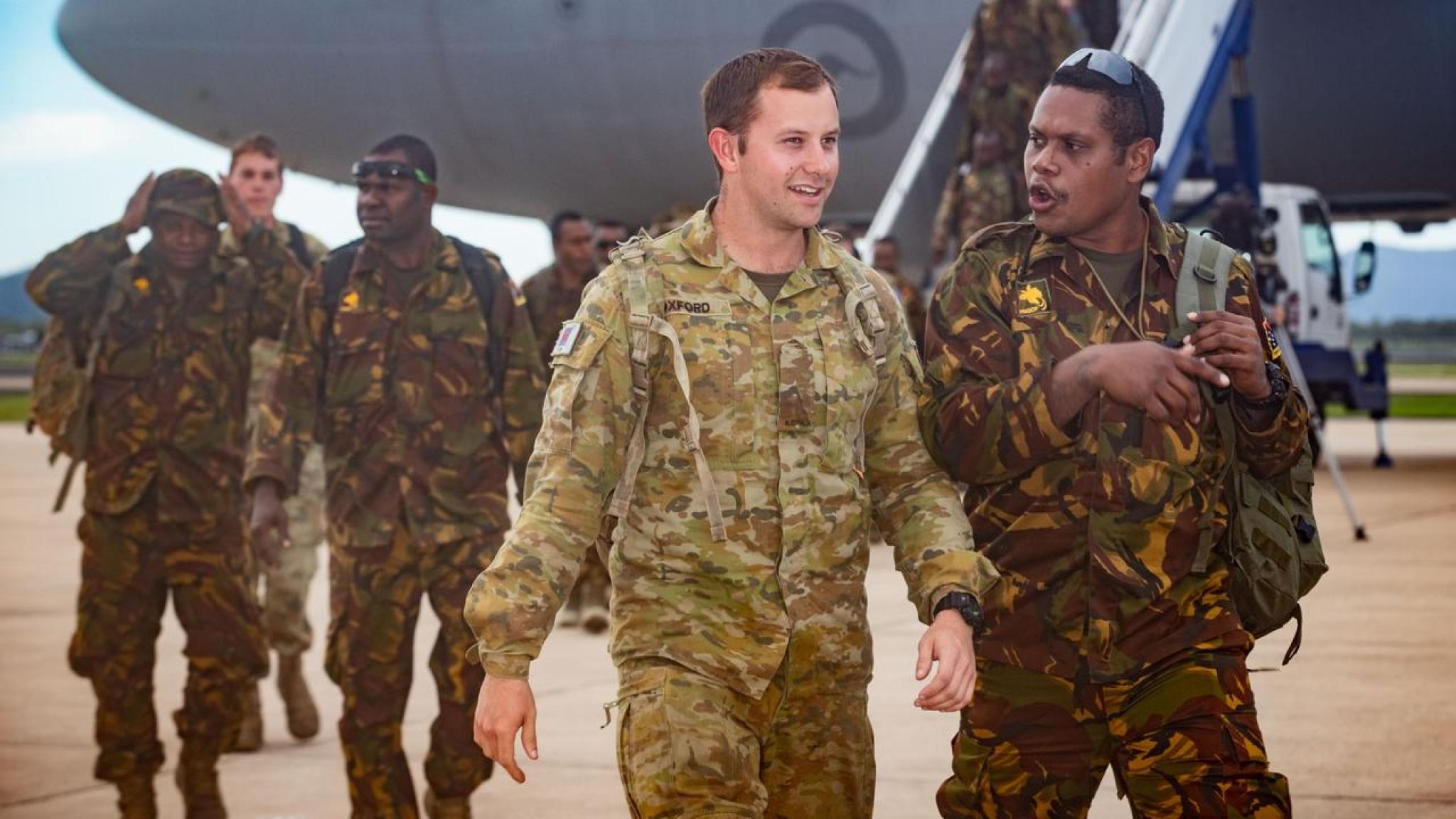 Australian and PNG soldiers. Picture: Department of Defence