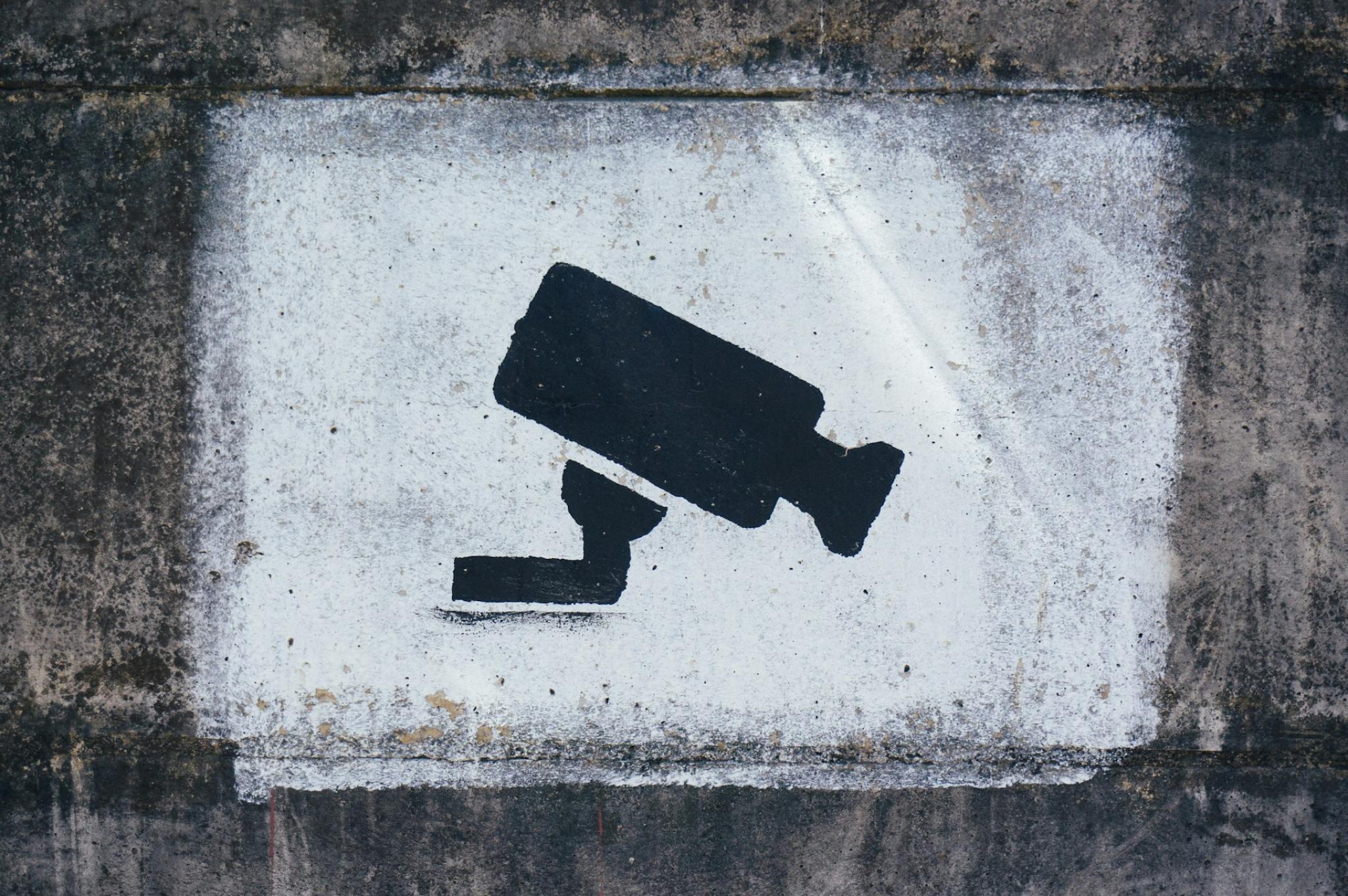 Image of a camera painting on a wall